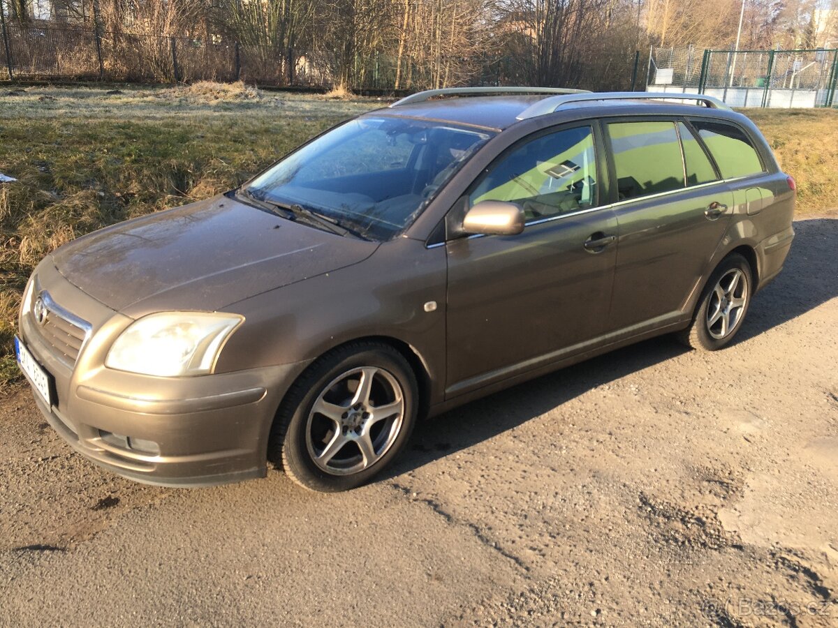 Toyota Avensis 1.8 VVti, r.v. 1995, STK 08/2026