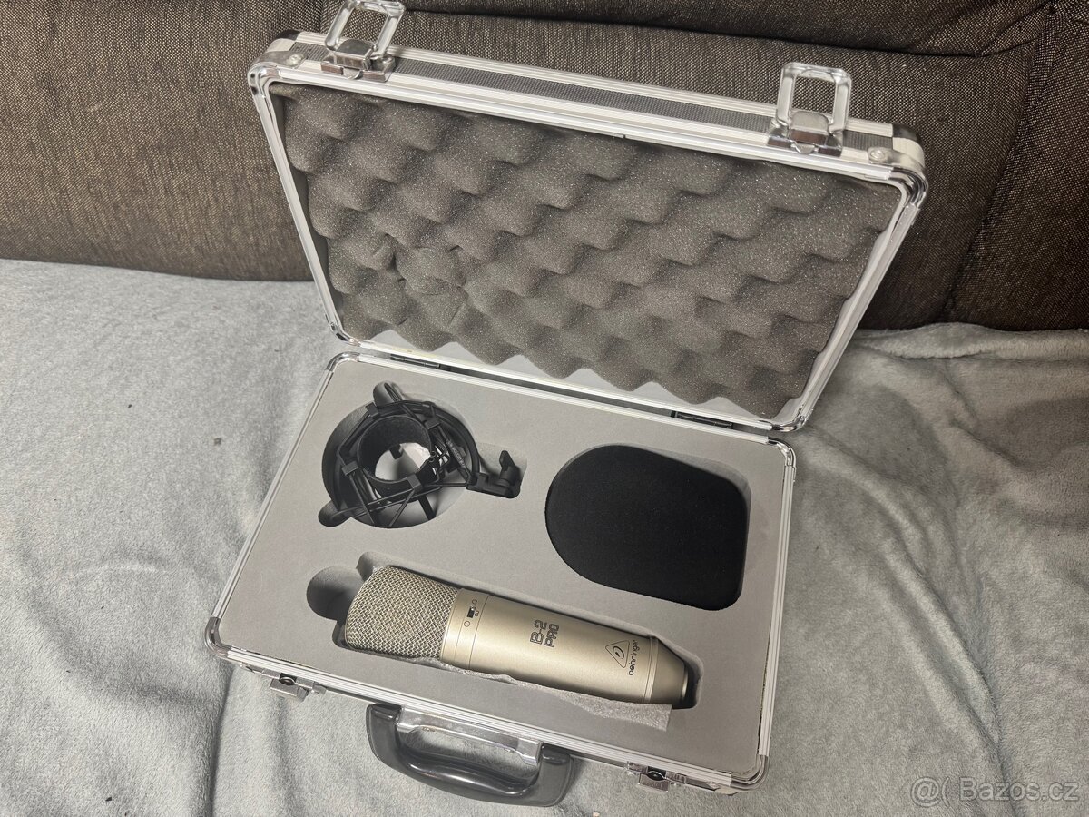 Kondenzatorovy mikrofon Behringer B-2 pro