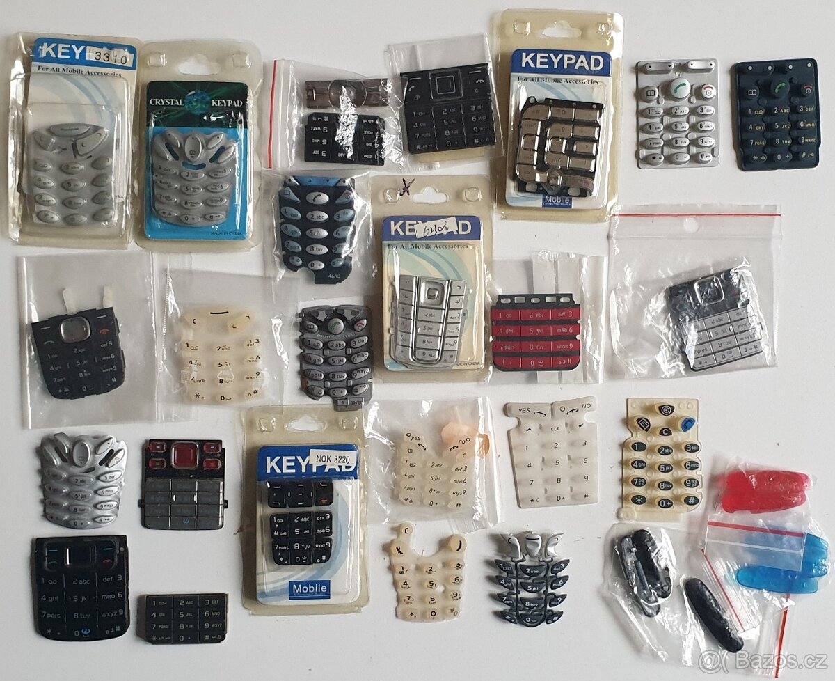 Klávesnice na staré tlačítkové mobilní telefony