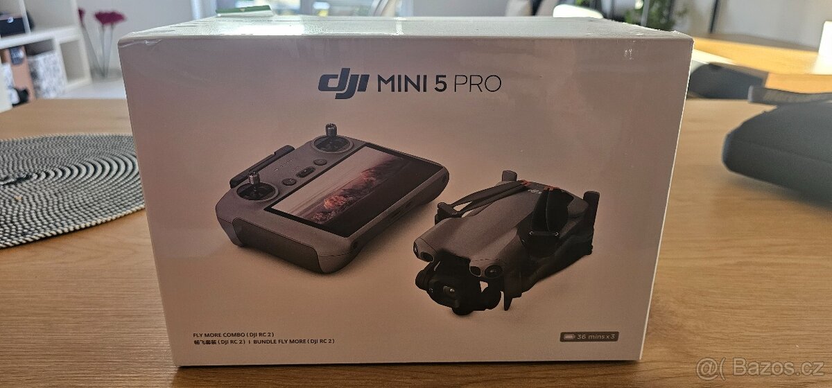 DJI Mini 5Pro Fly more combo + DJI RC2 controller