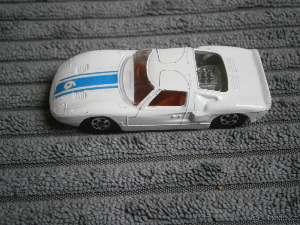 matchbox superfast Ford GT