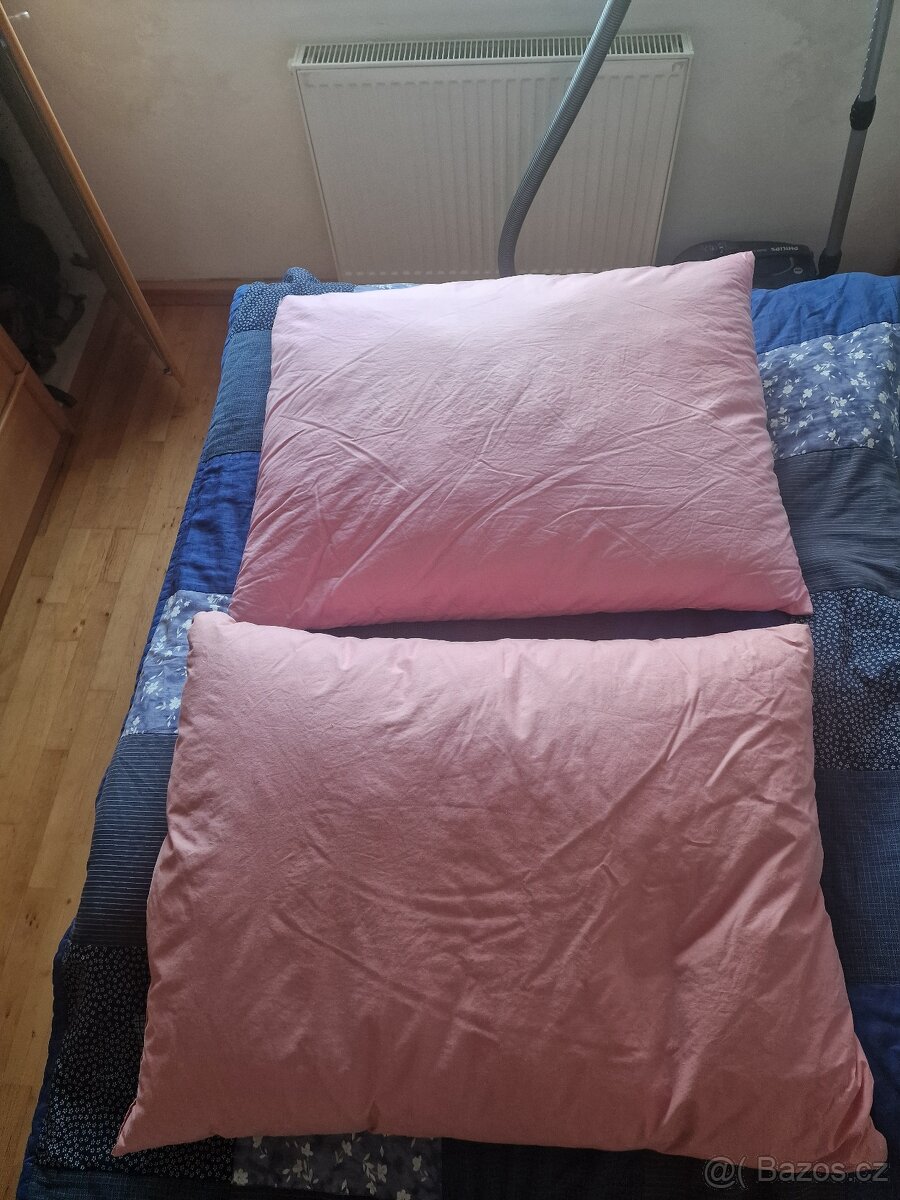 Perove polštáře 2x