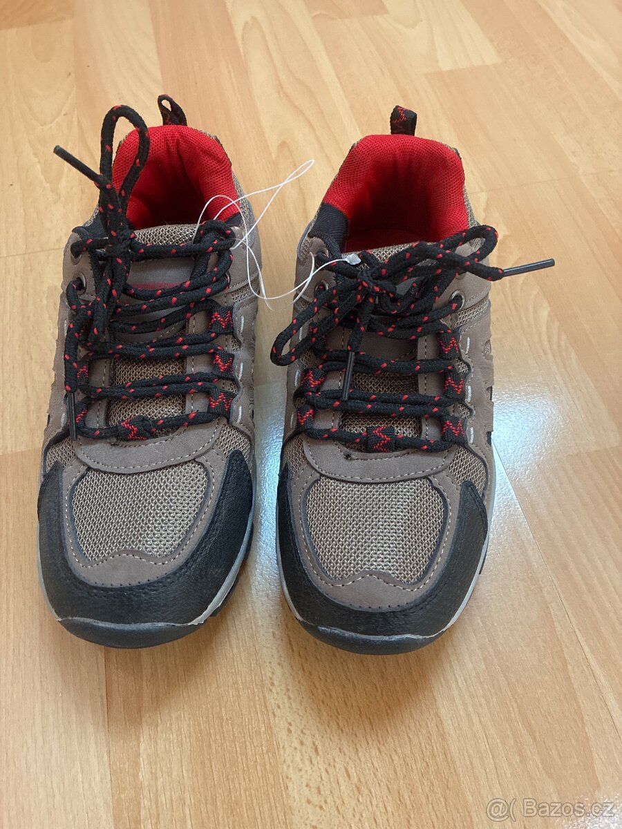 Tenisky nové vel. 37