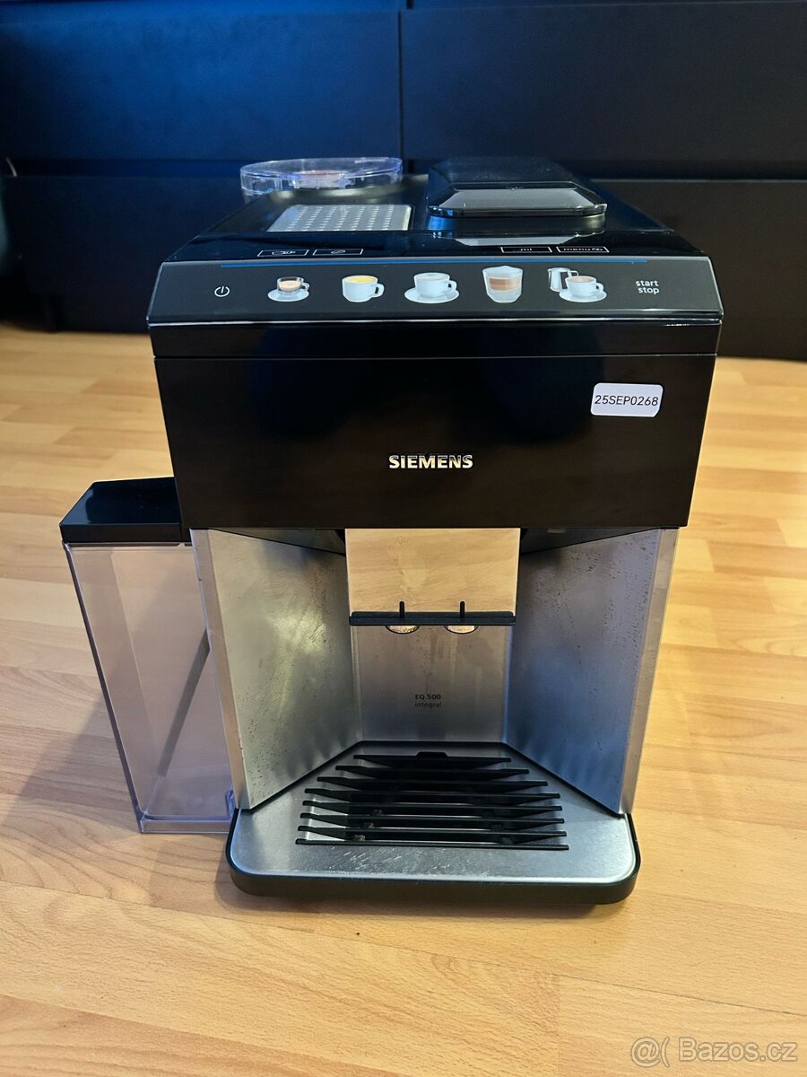 Plně automatický kávovar Siemens TQ507R03