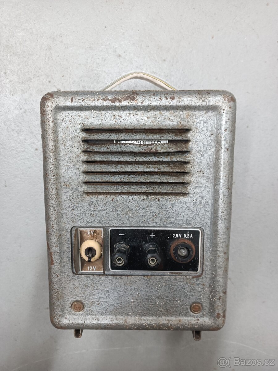 Nabíječka 6V; 12V