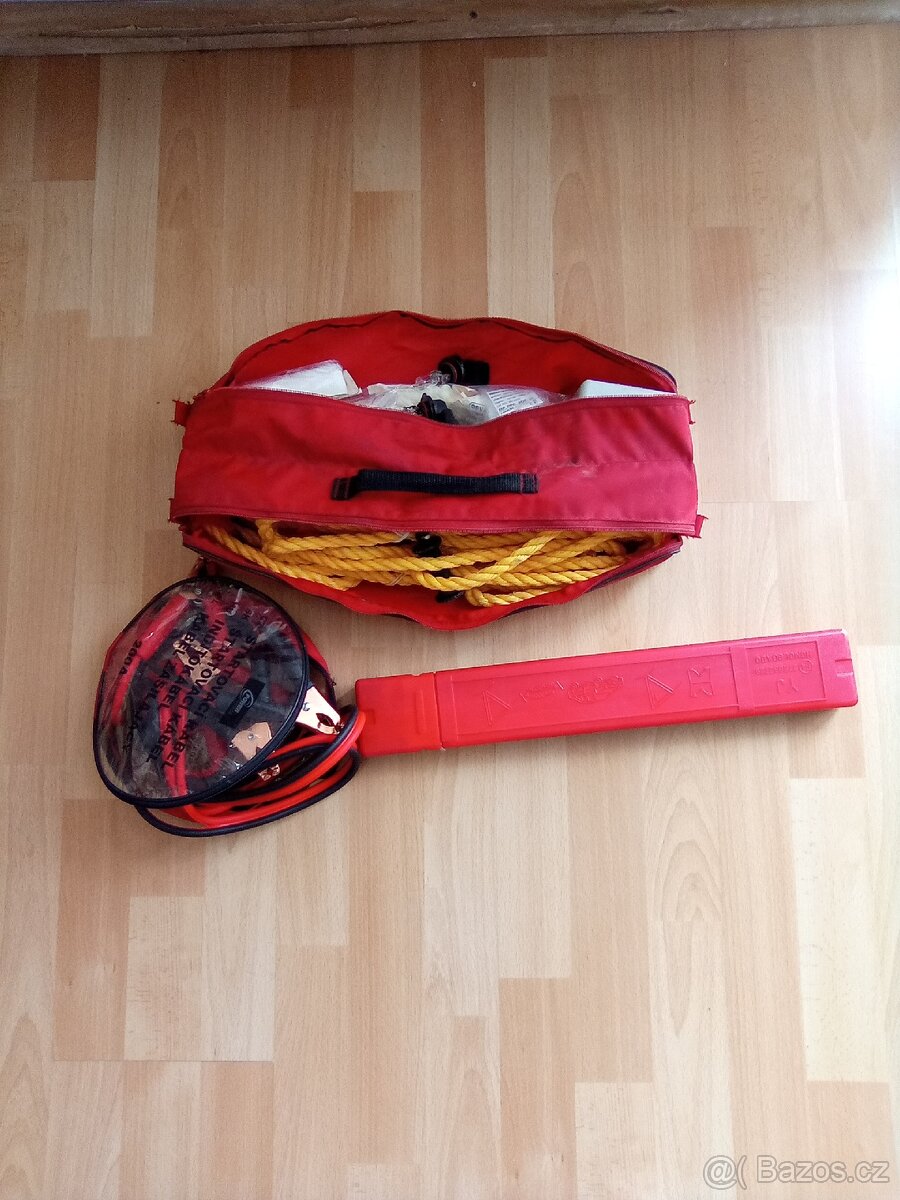 Povinná výbava do auta