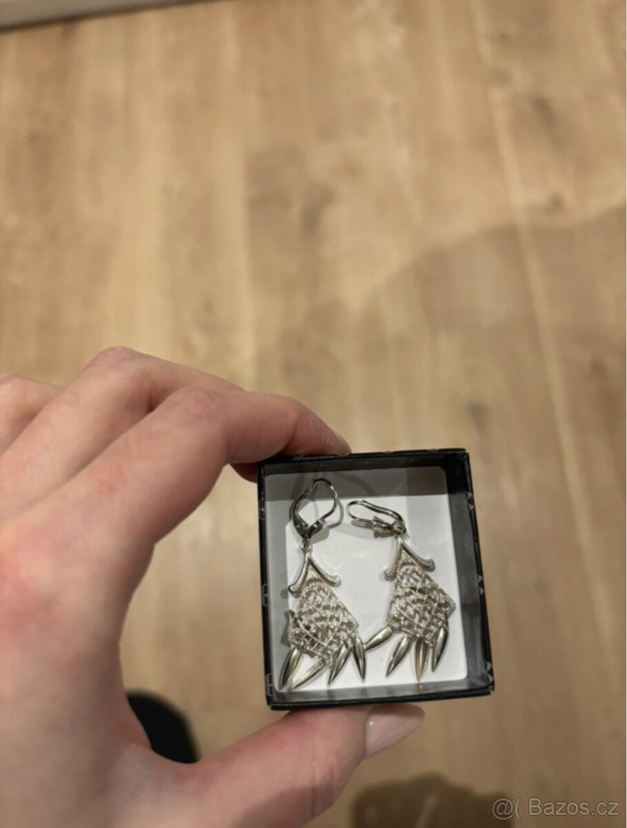 náušnice ze stříbra