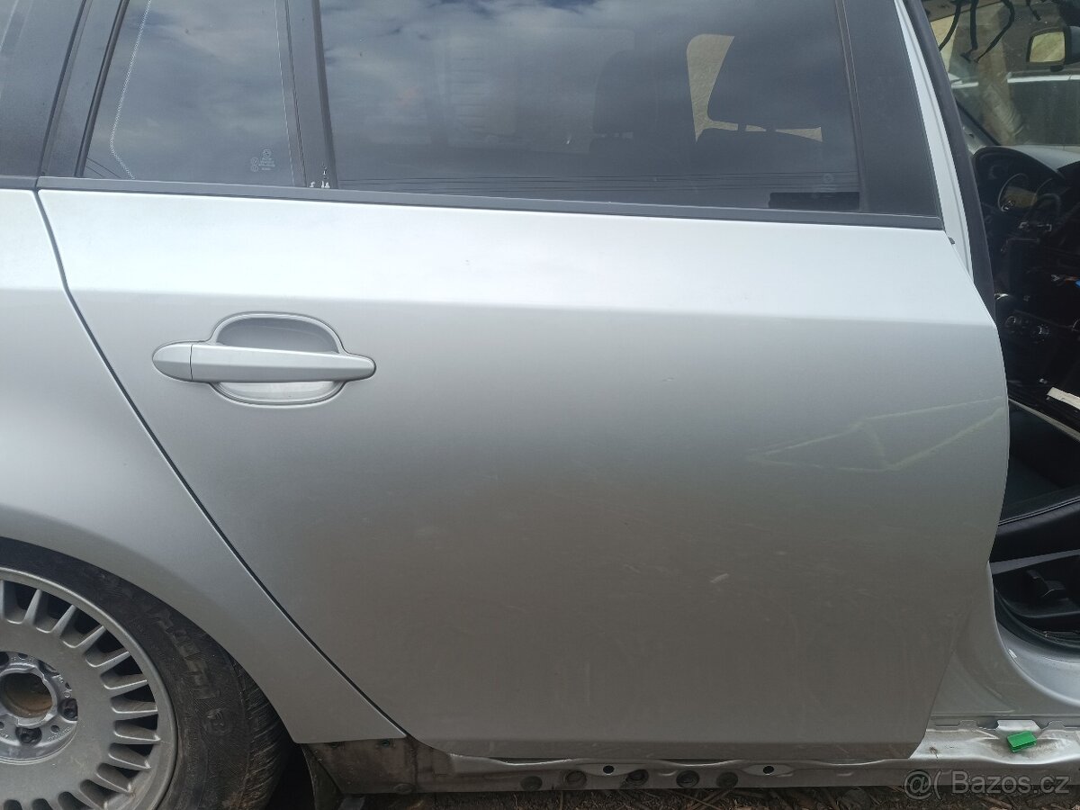 Dveře BMW e61 titansilber