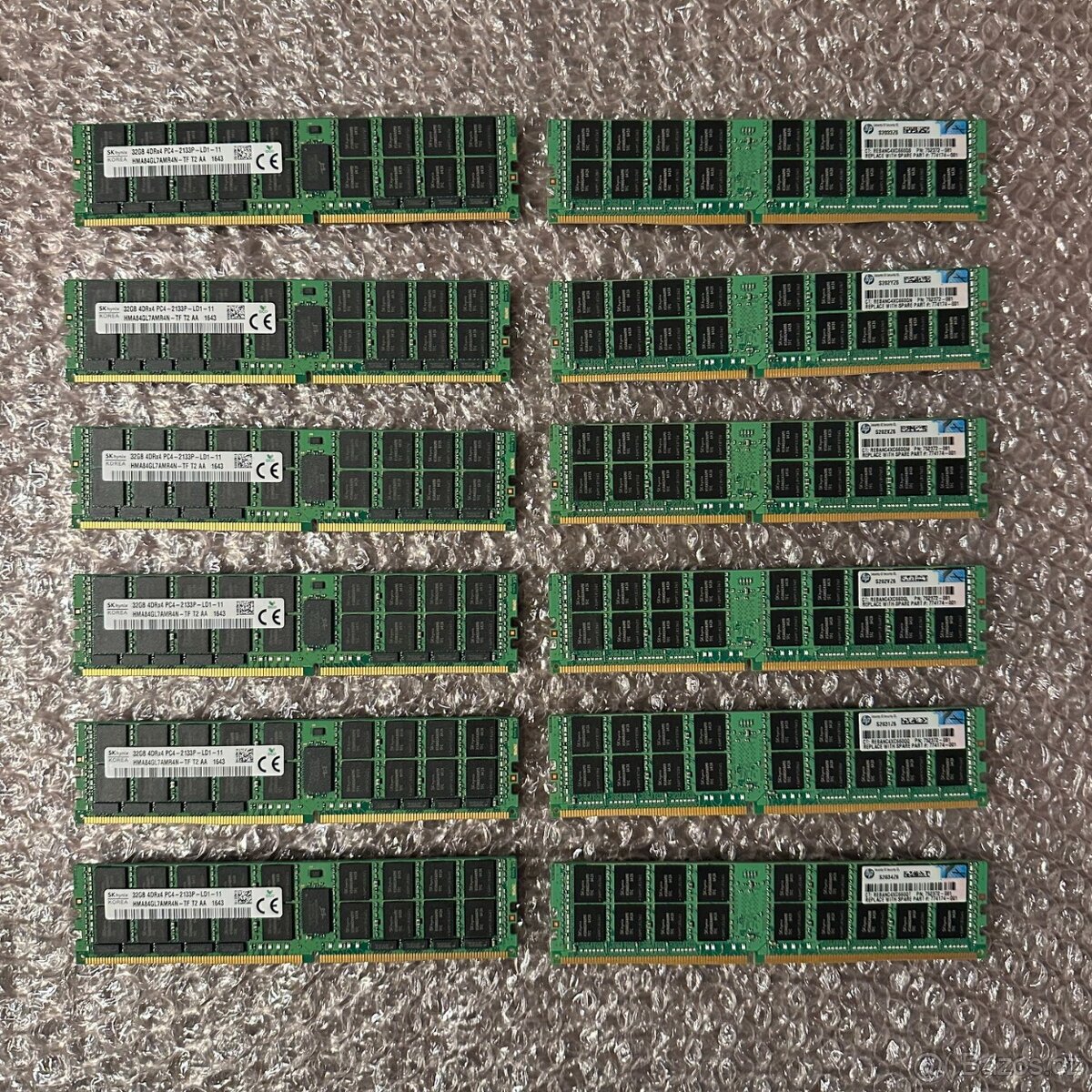 DDR4 ECC SK Hynix 32GB (HMA84GL7AMR4N-TF) 752372-081