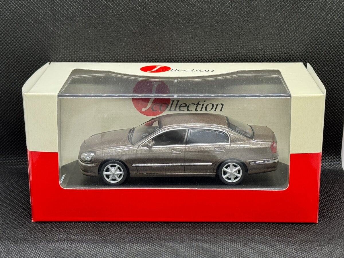 Model Nissan Cima 1:43 Jcollection