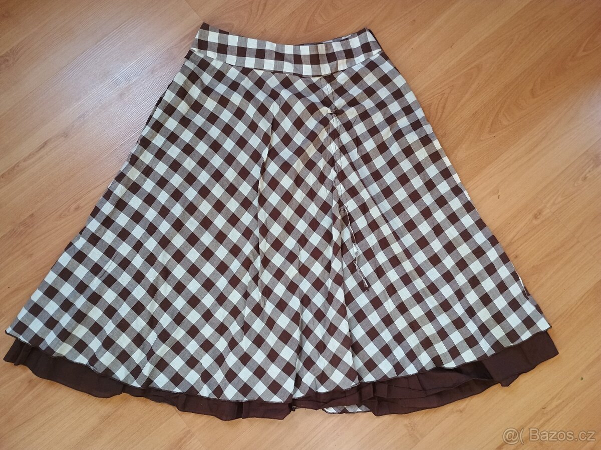 Pěkná kostkovaná sukně zn. Bonprix vel. 36