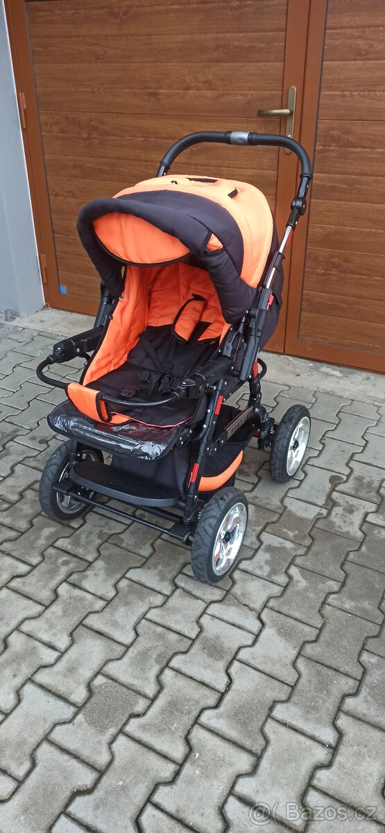Kočárek zn. ADBOR - baba lux.