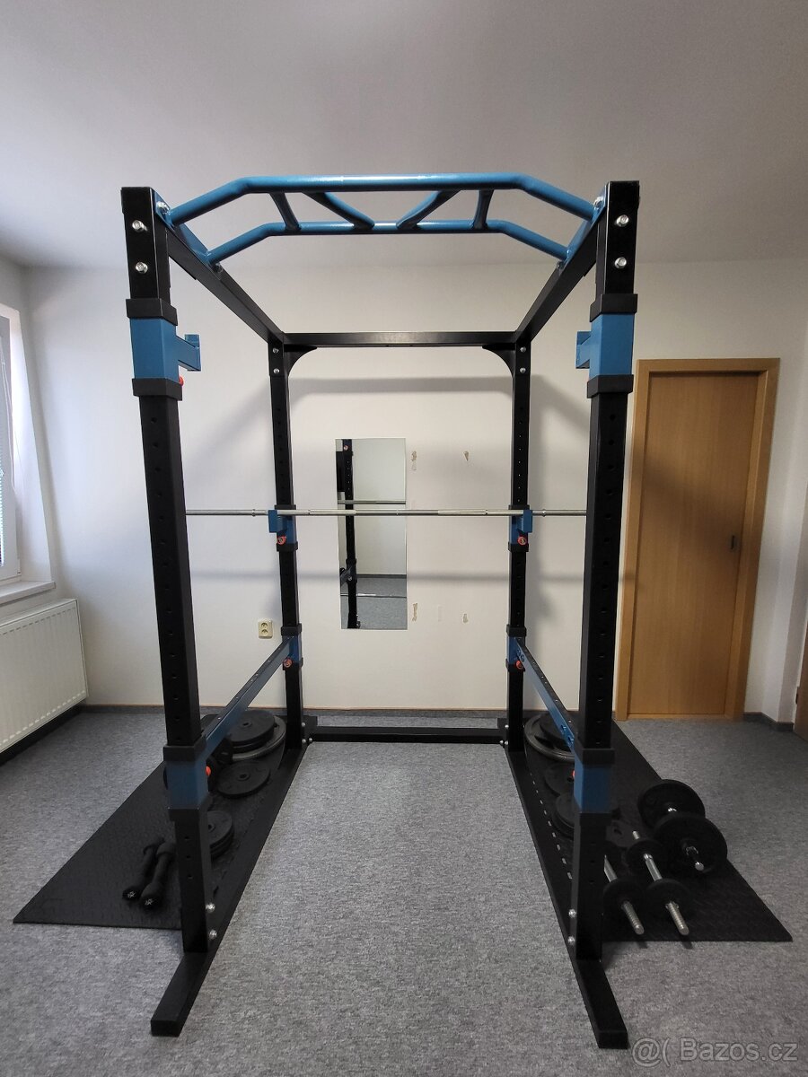 Posilovací klec power rack