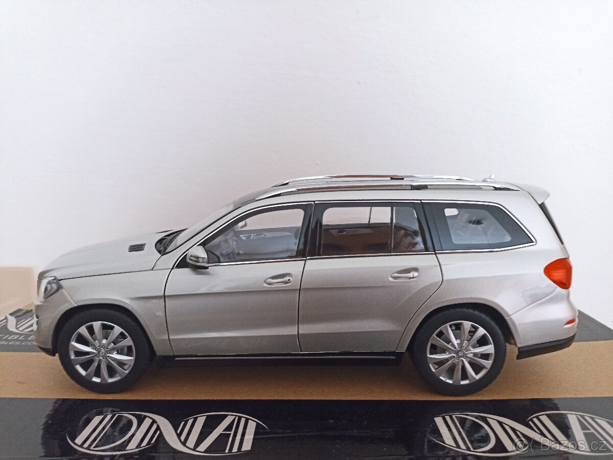 1:18 Mercedes Benz GL Nová cena