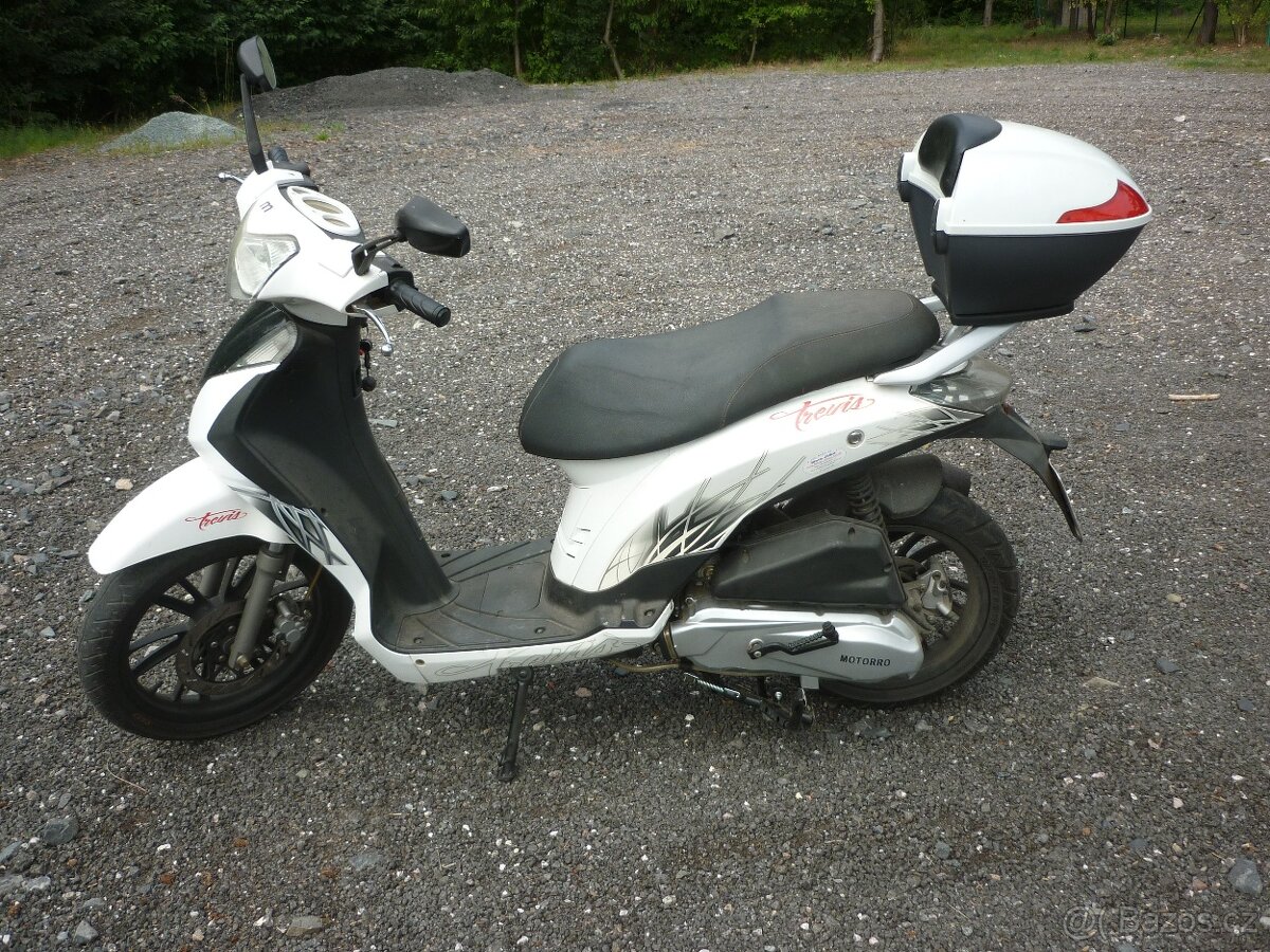 Skútr LONGJIA 125