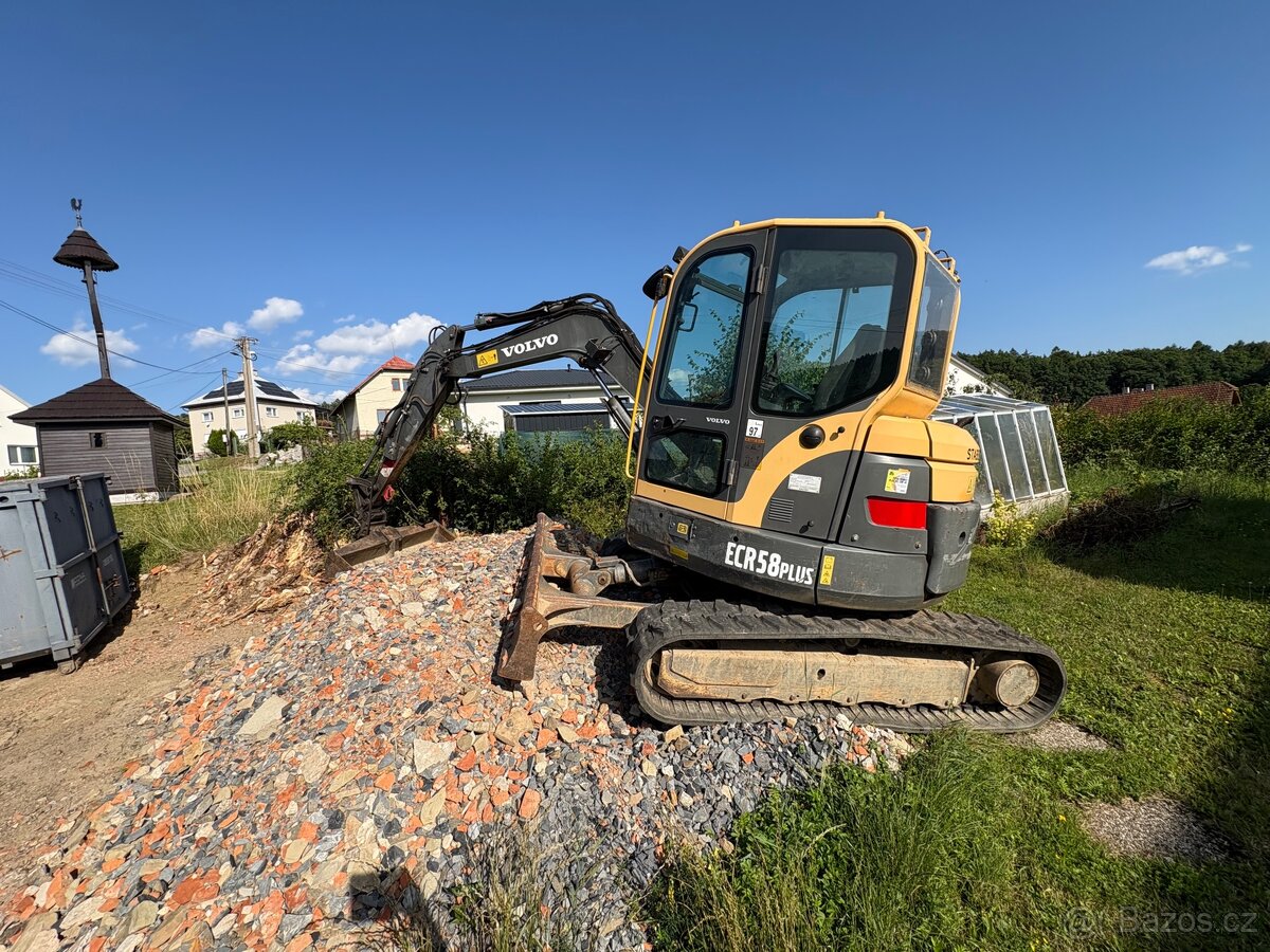 Volvo ECR58 plus 6t