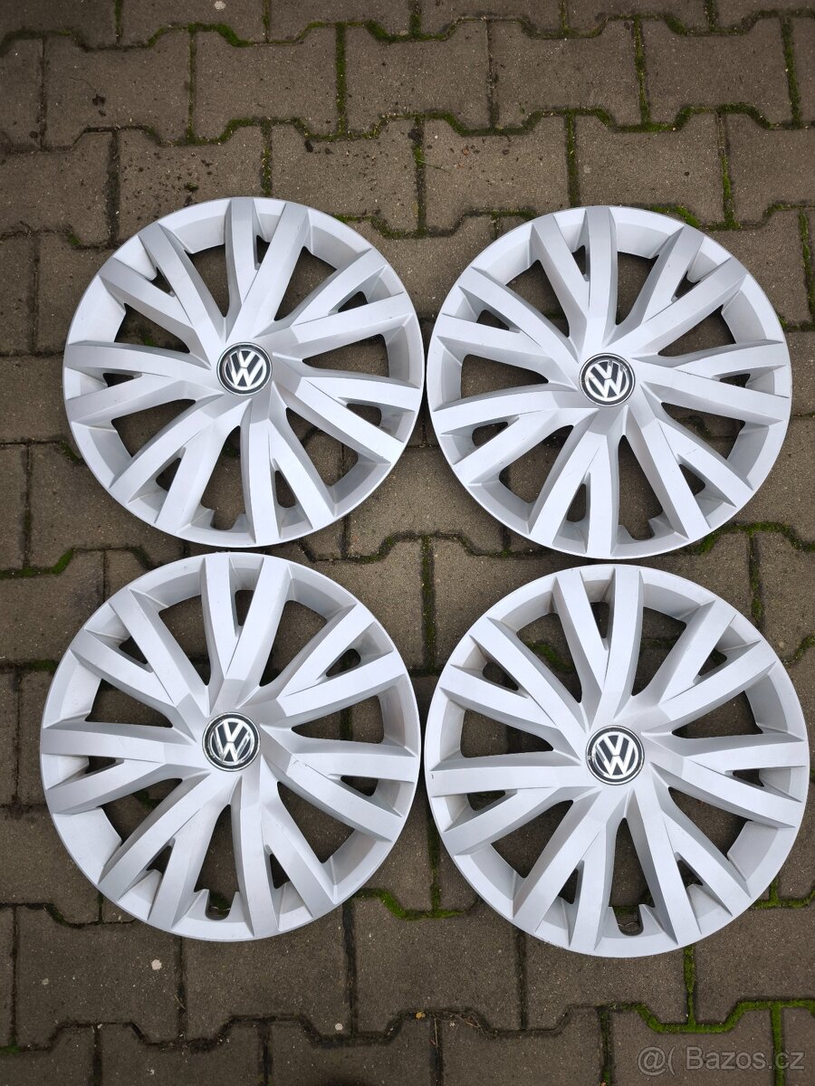 Volkswagen 16' - poklice