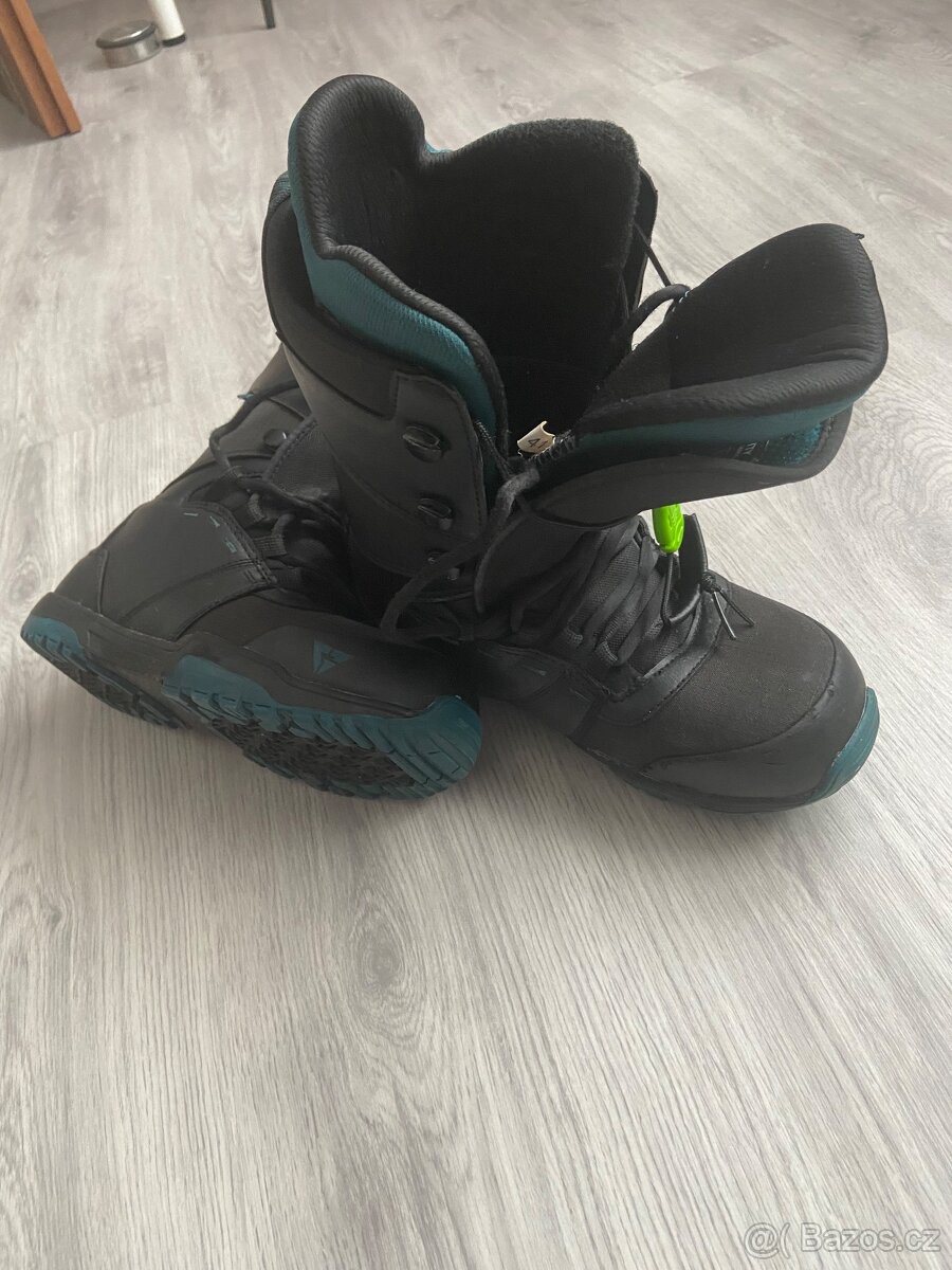 Snowboardové boty Gravity vel.41
