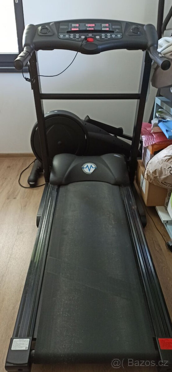 Běžecký pás Master F15