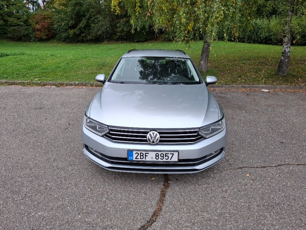 ☆Volkswagen Passat 2.0TDi, 110 kW, r.v. 2015, po STK☆
