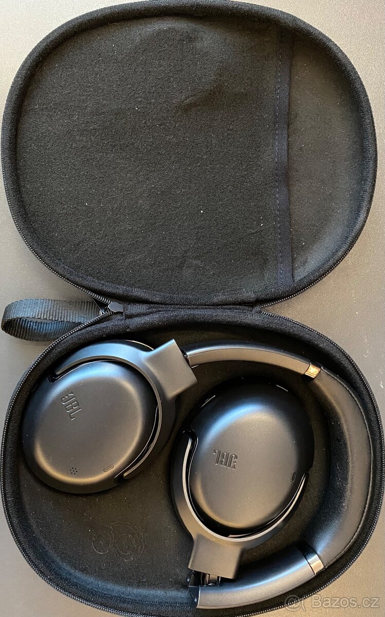 JBL Tour One M2 - kompletní přísluš. jako nové, záruka