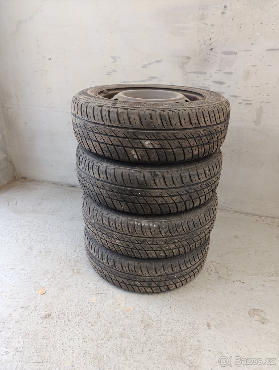 Peugeot 206 plechové disky R14 s pneu