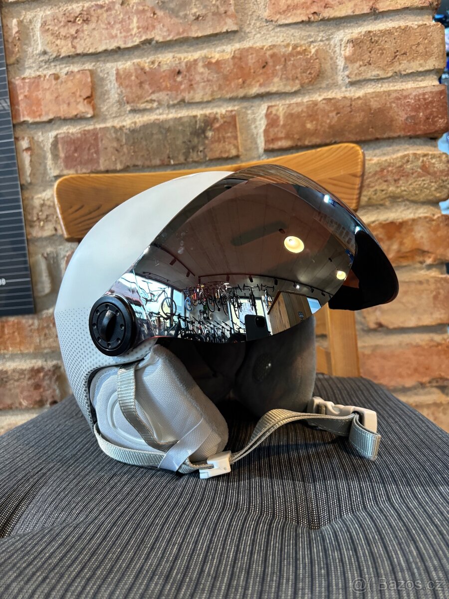 Dámská lyžařská helma Etape