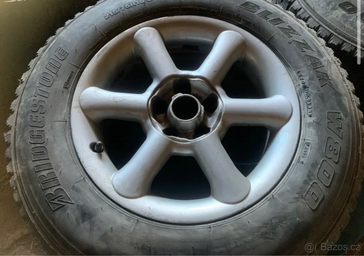 Alu kola Borbet 7,5J R16 + offroad pneu