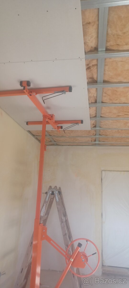 Zvedák na sádrokarton