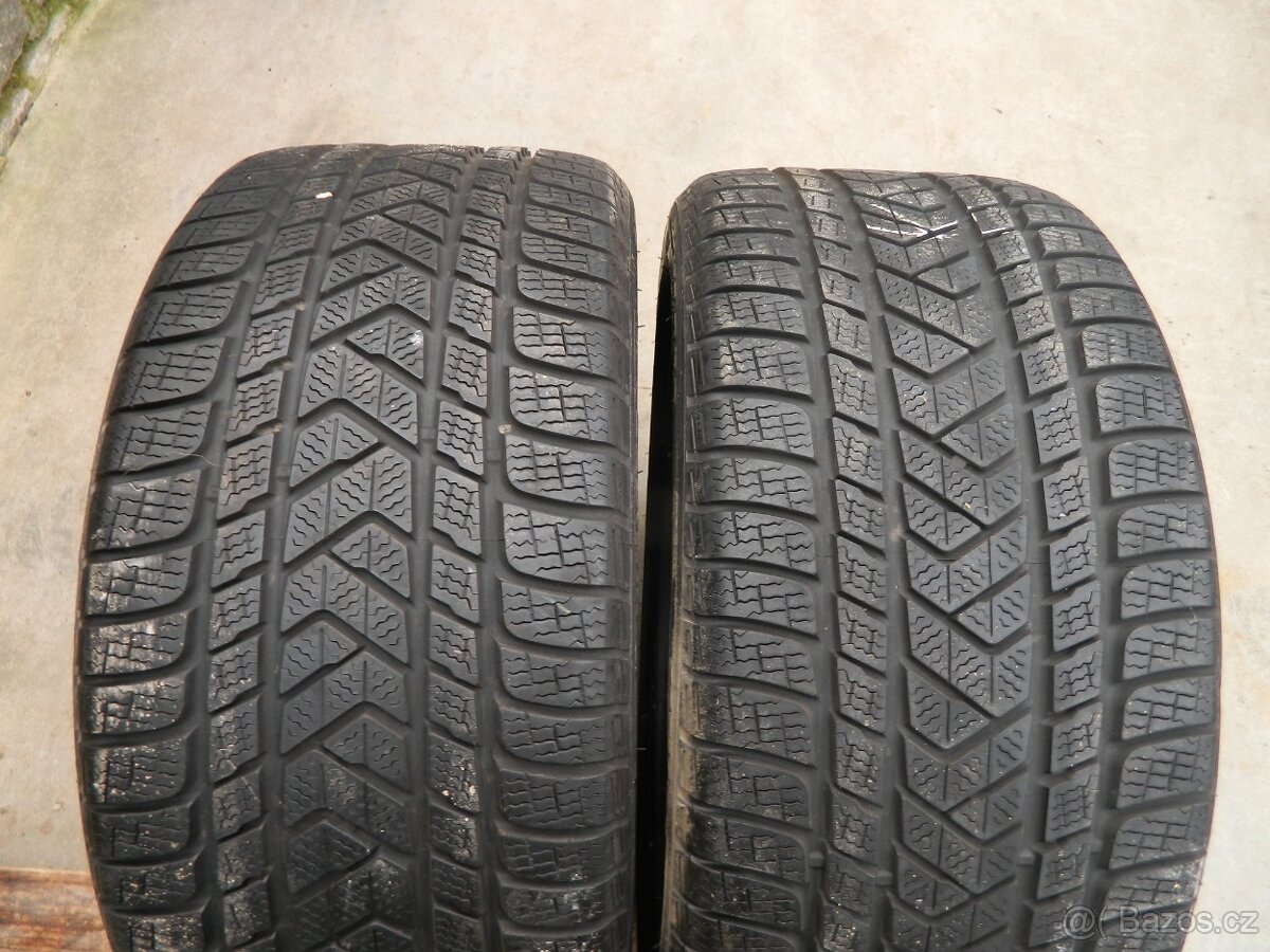 285/35 r20 104v 2KS zimní Pirelli
