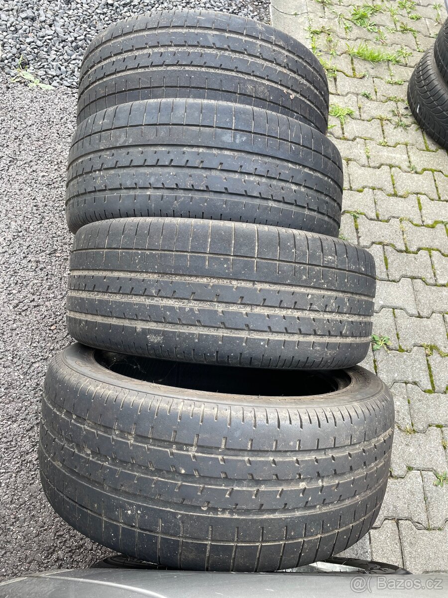 Letní pneu 255/45/19