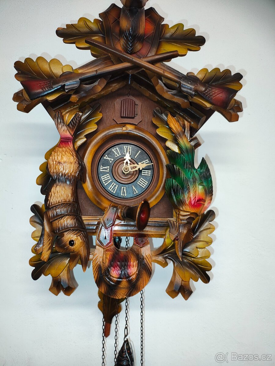 Starožitné hodiny s kukačkou