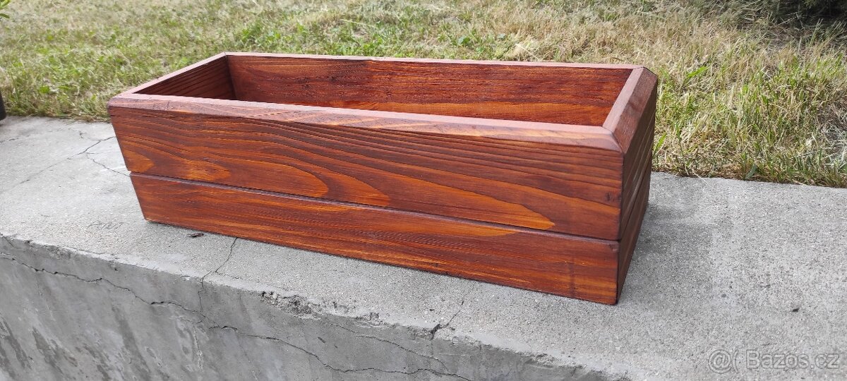 Výroba - Dekorativní truhlíky z masivu