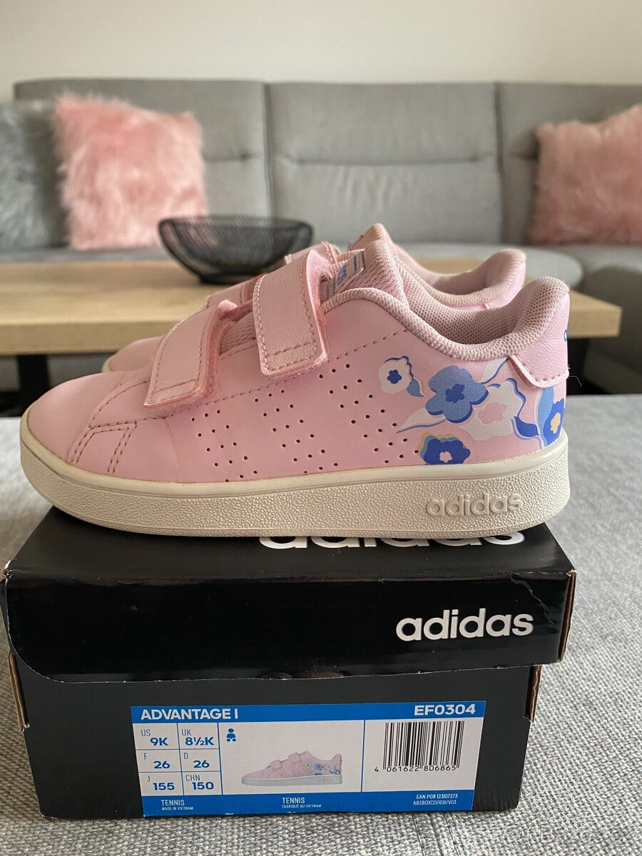 Dívčí botasky Adidas - vel. 26, TOP STAV