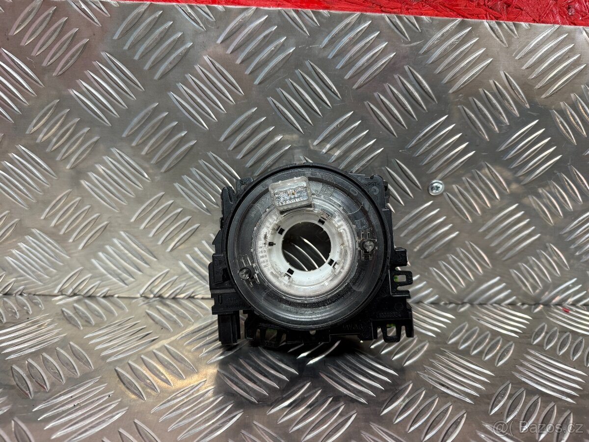 VOLANTOVÝ KROUŽEK 5K0953549C