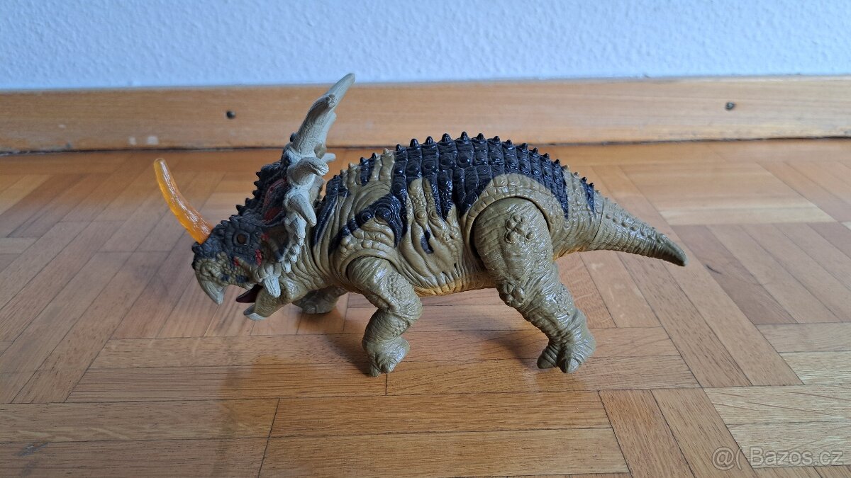 Figurka dinosaura na baterie