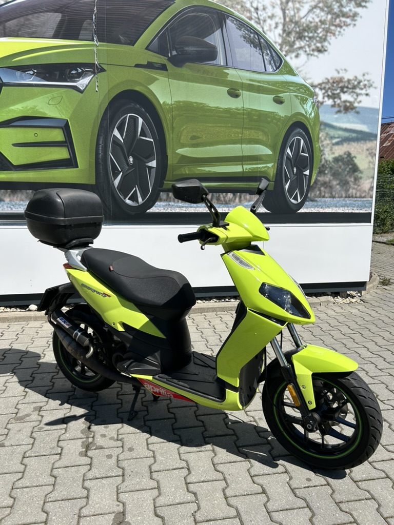 Skútr Aprilia Sportcityone 50