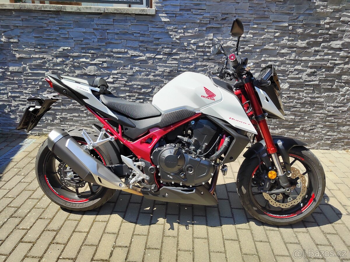 Honda CB750 Hornet