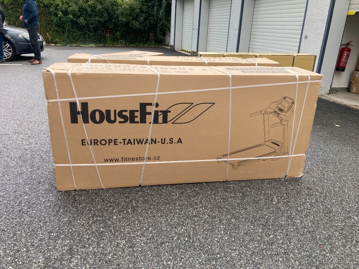 Běžecký pás HOUSEFIT SPIRO 80 iRun - Nový