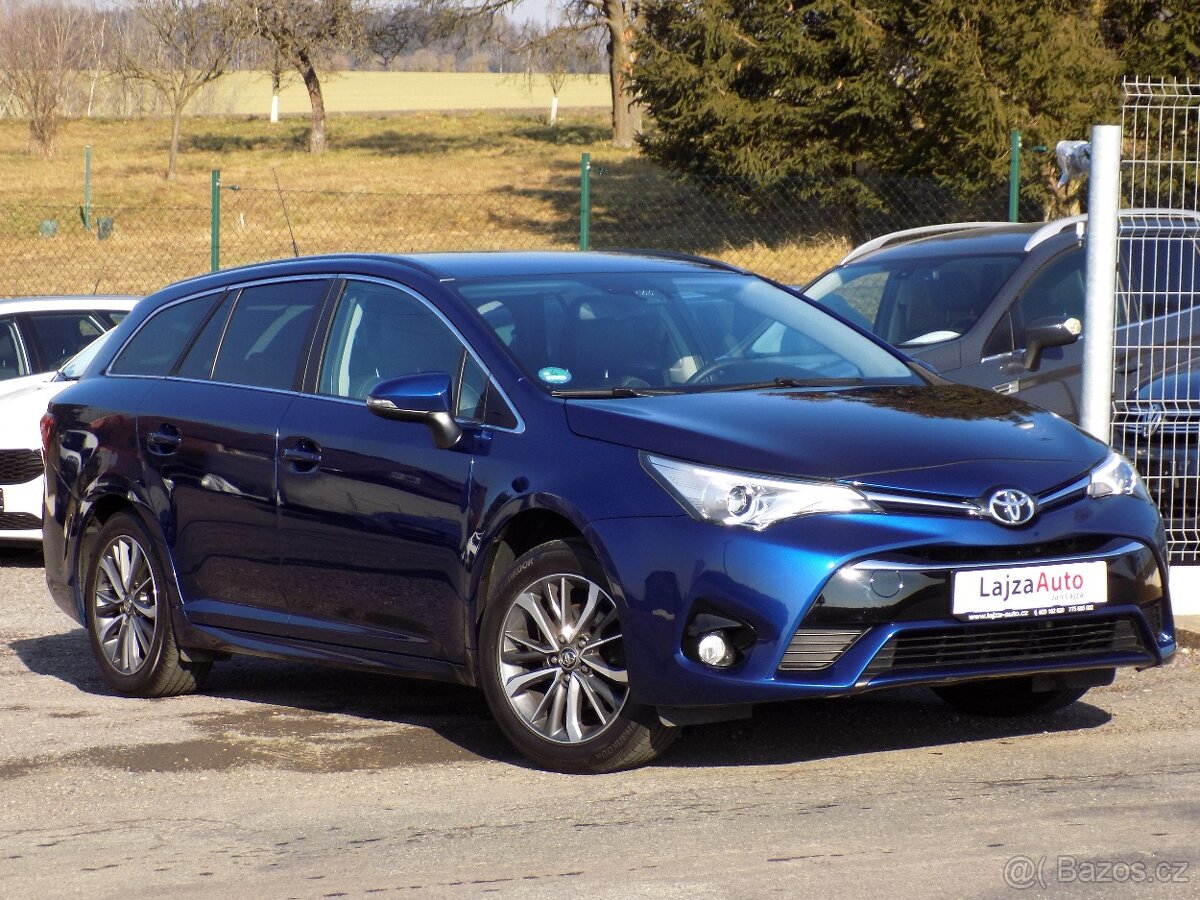 Toyota Avensis 1.8 Valvematic 108kW, serviska, LED