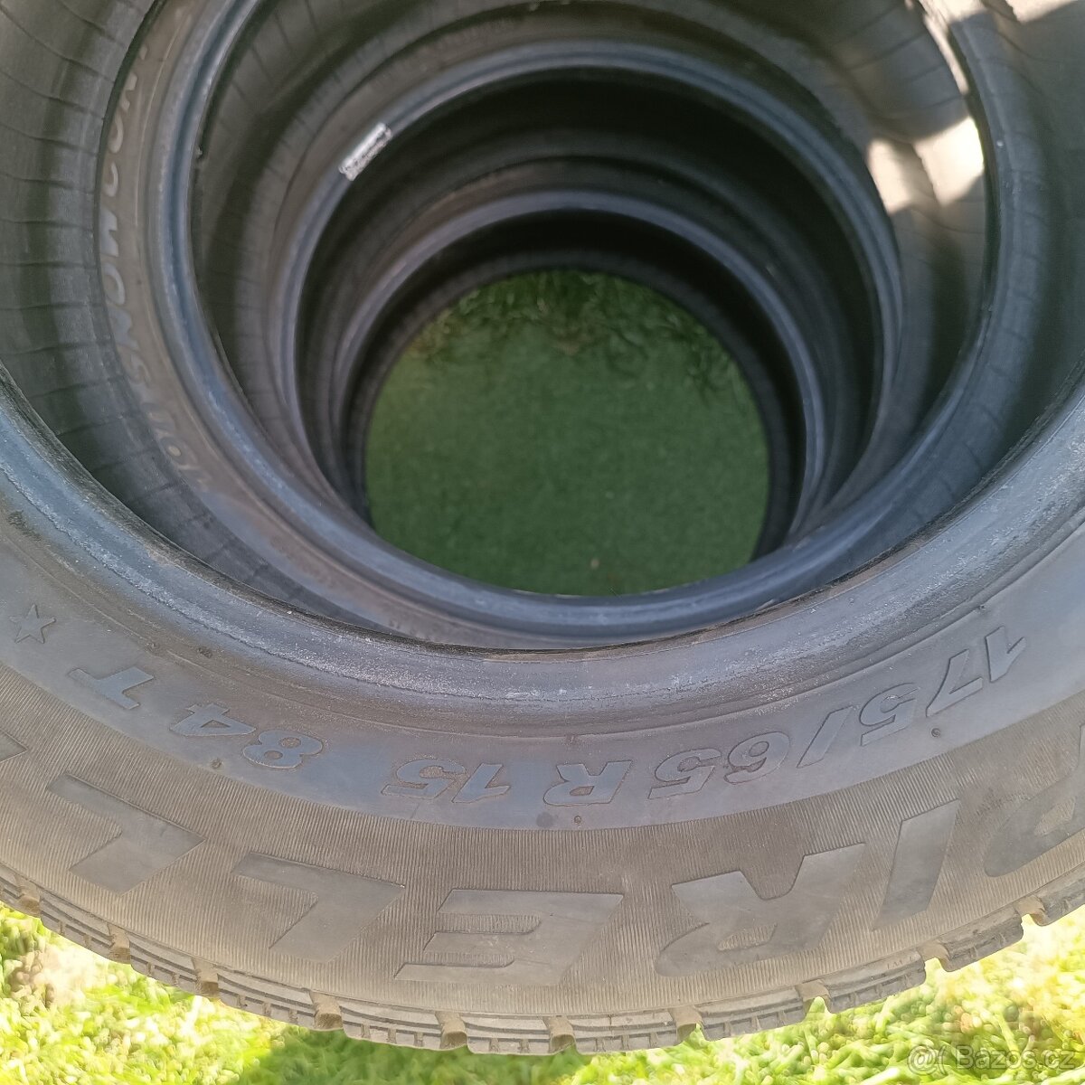 Pneu 175/65r15