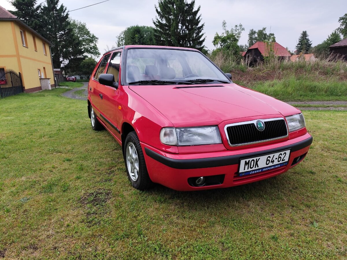 Škoda Felicia 1.3 MPI, 1998 – perfektní stav, pouze 30 000 k