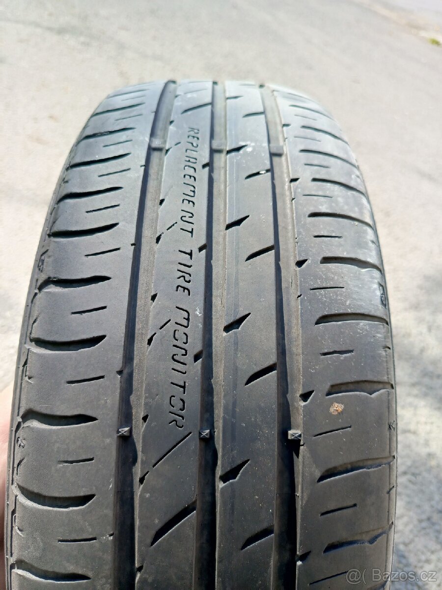 Pneu 185/60/15
