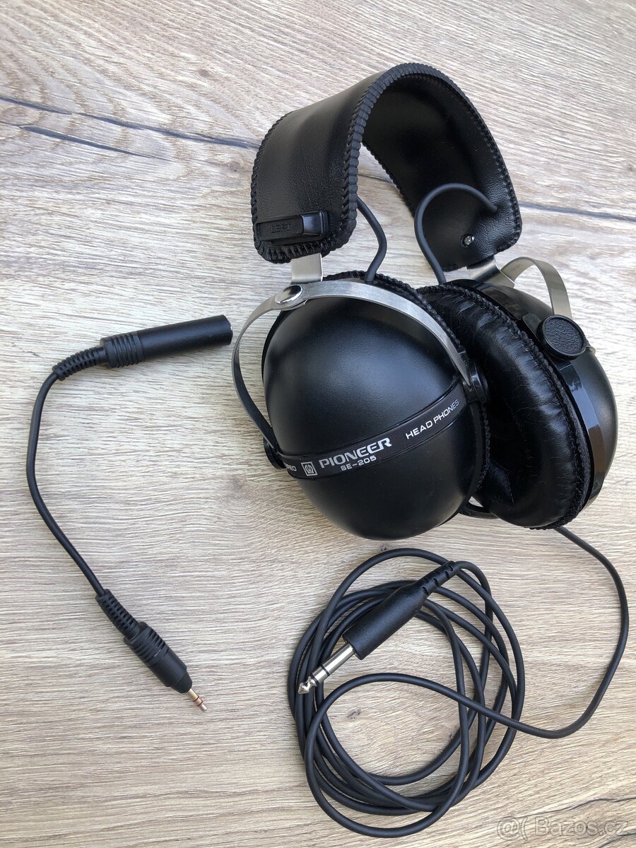Pioneer SE-205