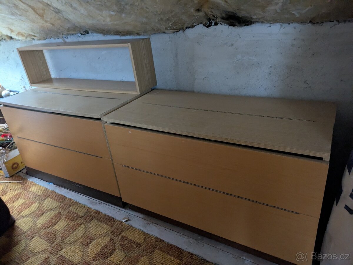 Perinace a polička
