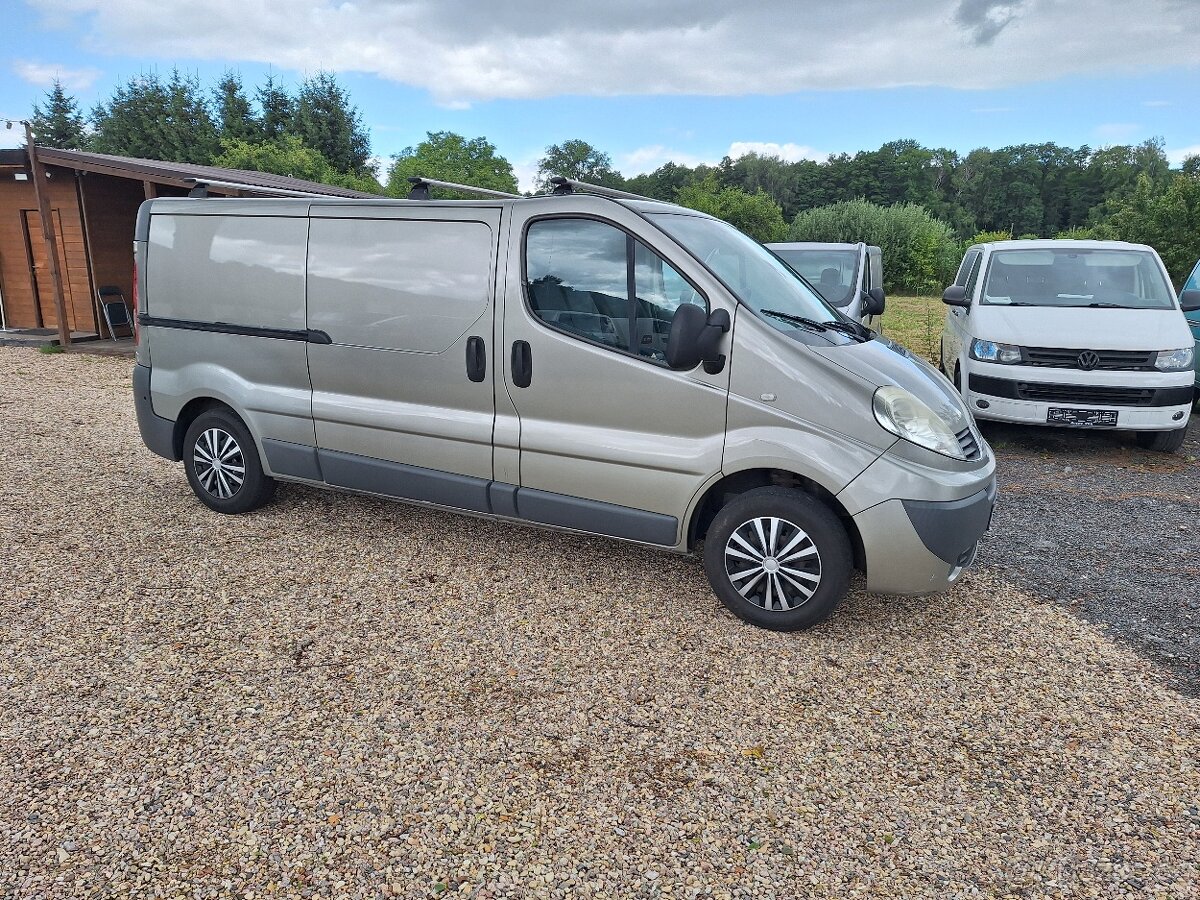 Renault Trafic Long 2.0Dci