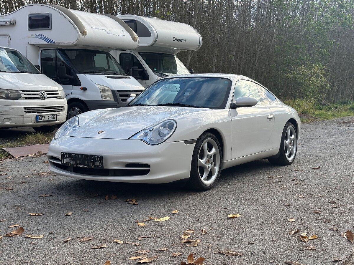 Porsche 911 Carrera 4 (996)