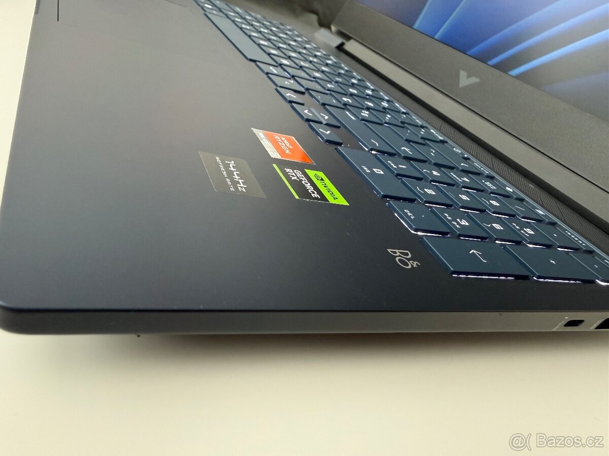 Herní notebook HP Victus 16"