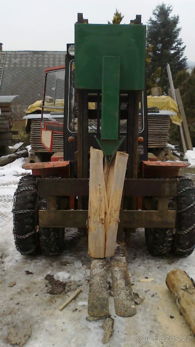 Štípačka na dřevo