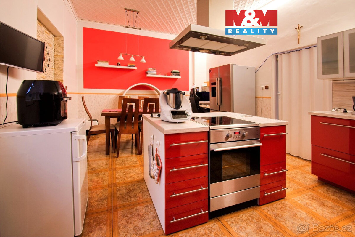 Prodej rodinného domu, 1350 m², Vejprty, nám. T. G. Masaryka